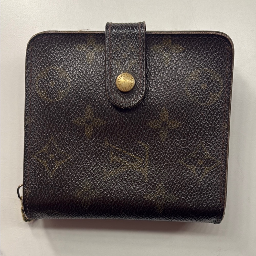 Louis Vuitton Monogram Wallet